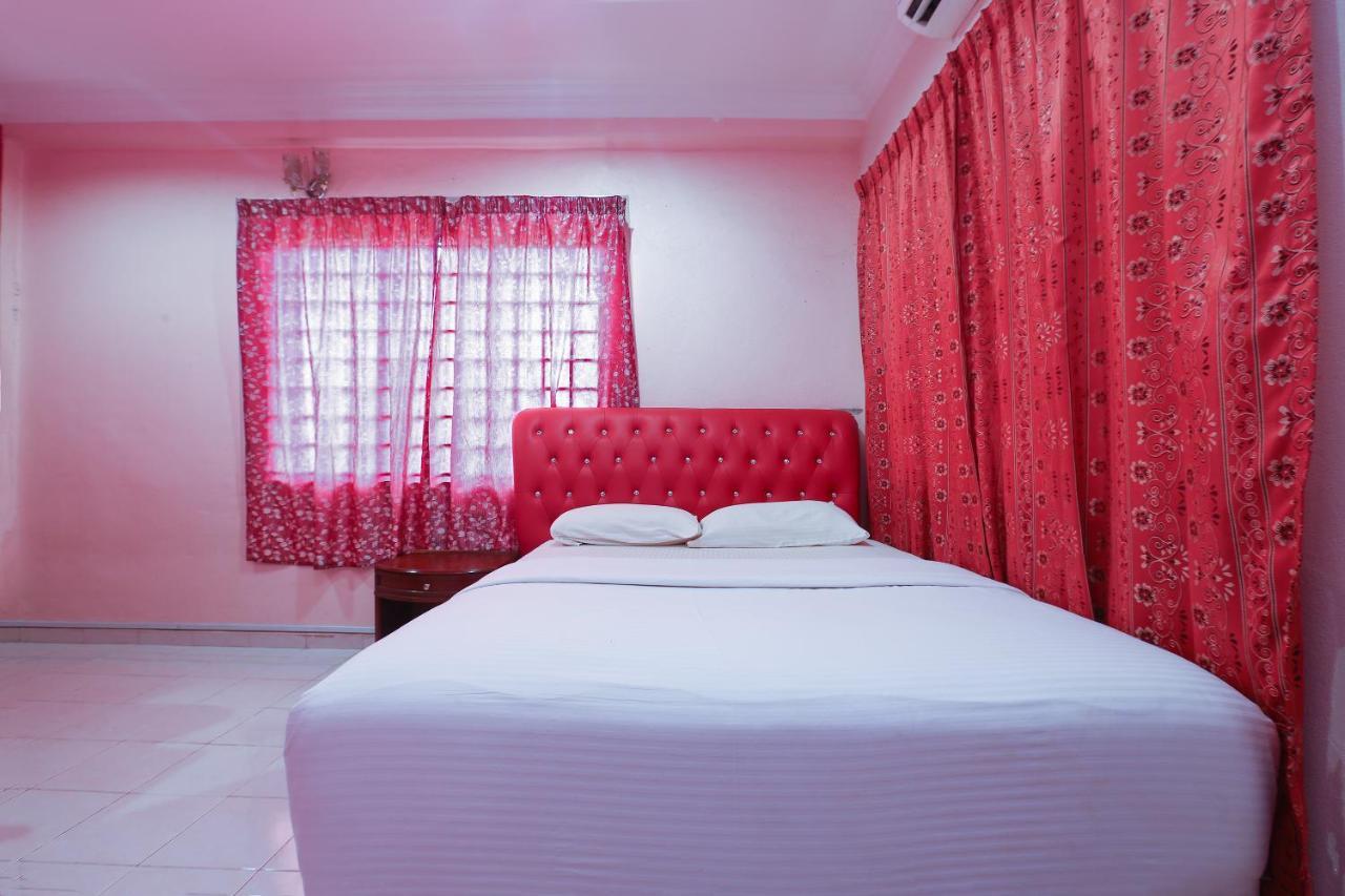 Oyo 89892 Hotel Jeli Inn Exterior photo