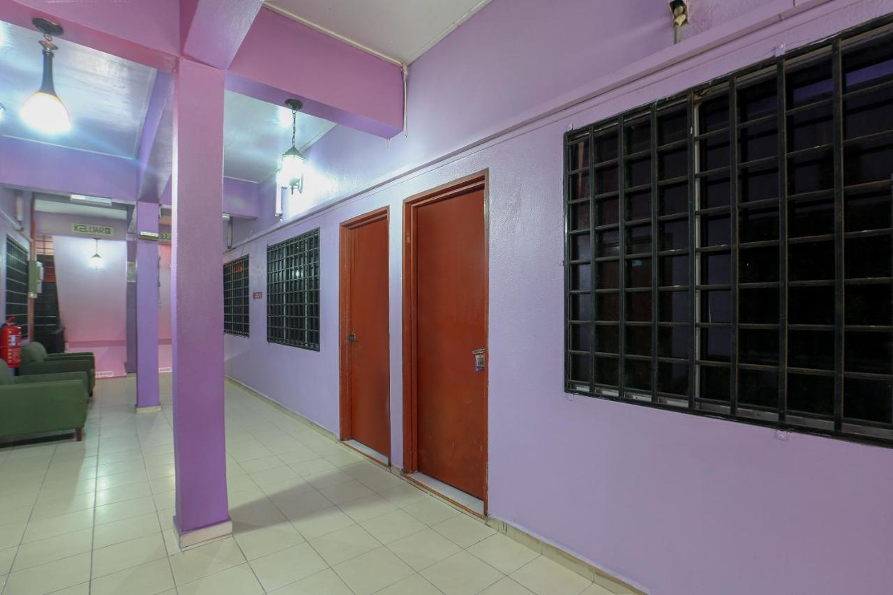 Oyo 89892 Hotel Jeli Inn Exterior photo