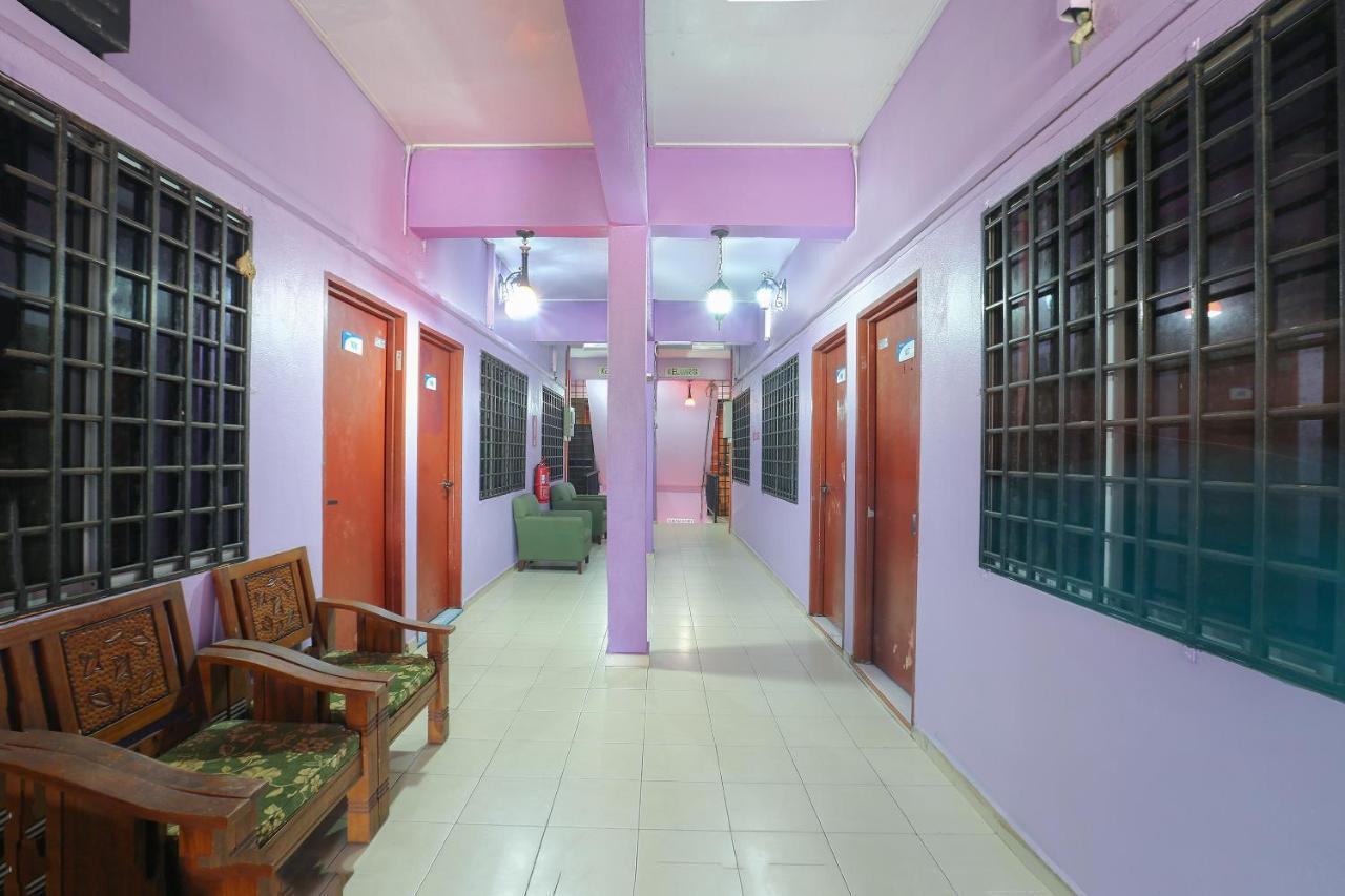 Oyo 89892 Hotel Jeli Inn Exterior photo