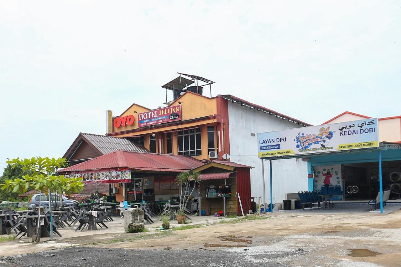 Oyo 89892 Hotel Jeli Inn Exterior photo