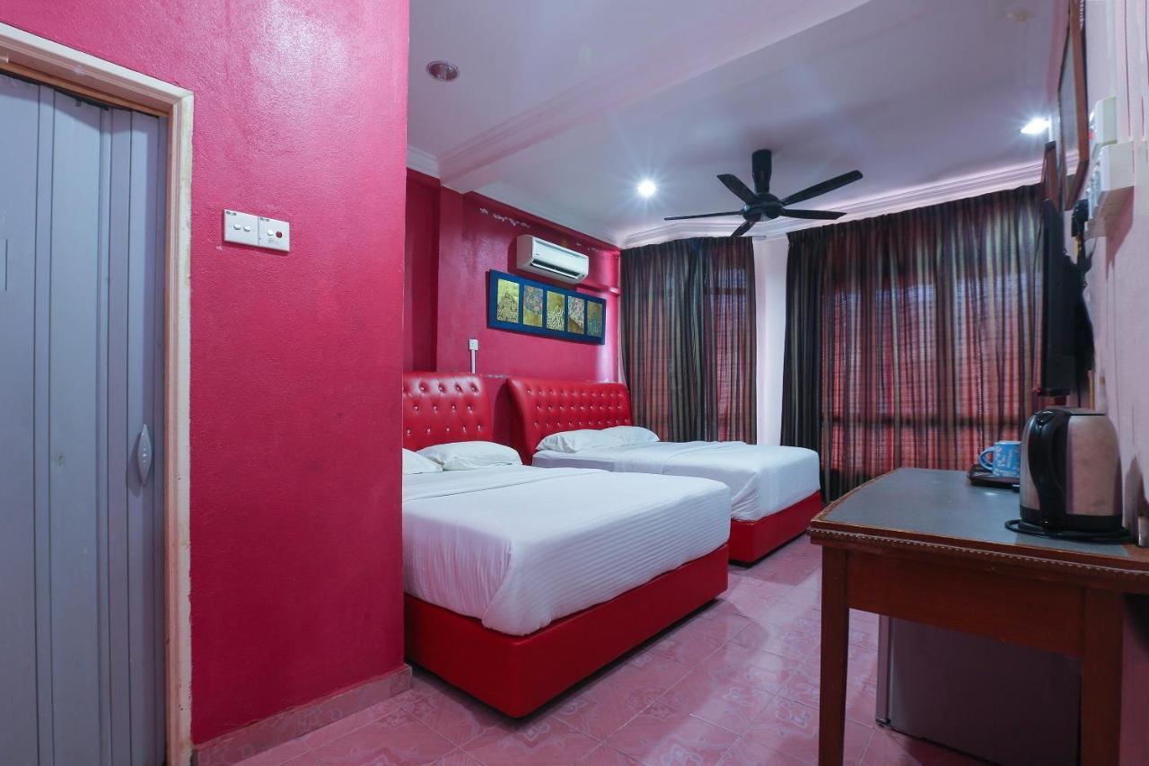 Oyo 89892 Hotel Jeli Inn Exterior photo