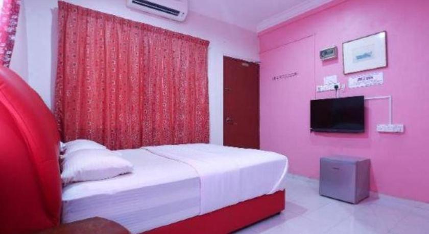 Oyo 89892 Hotel Jeli Inn Exterior photo
